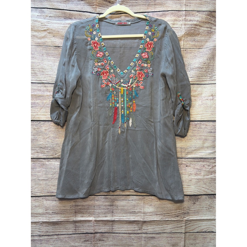 Johnny Was Grey Embroidered Boho Tunic Top Cupra Rayon Roll Tab Sleeve Medium